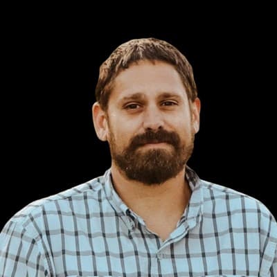 Justin  Burton